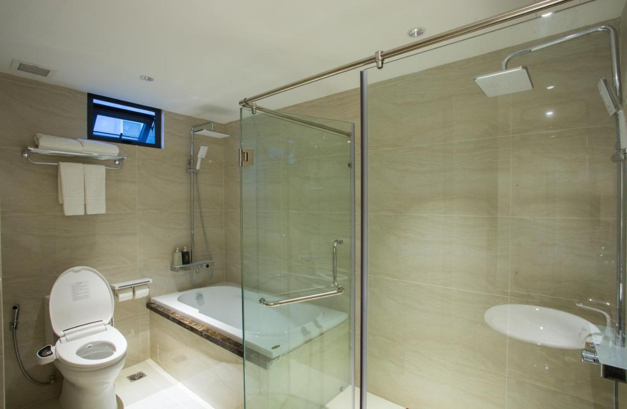 8B Hotel & Spa โฮจิมินห์ซิตี้ ภายนอก รูปภาพ
